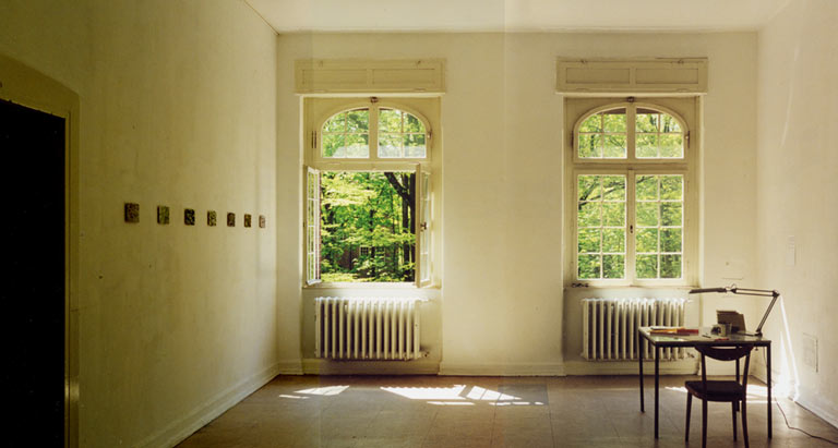 photo : Ausstellungssituation, "Essig Salz und käse", ArToll Labor e.V., Bedburg-Hau, Deutschland 1999